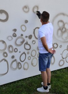 Pierwsze barwy muralu „Wisła domem dla kultur świata” już na ścianie!